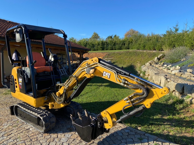 CAT 301.5 CAT 301.5