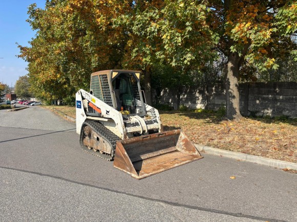 Bobcat T140